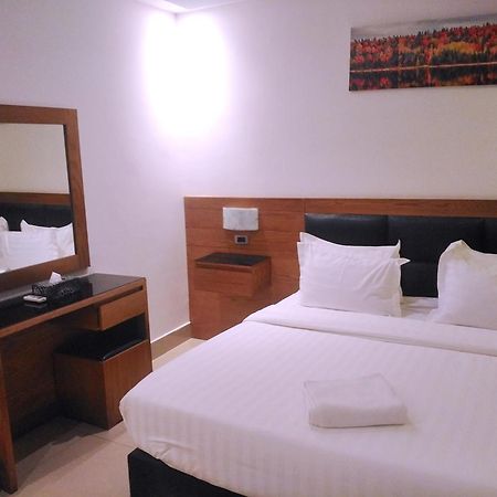 Sendan Residence Dammam Esterno foto