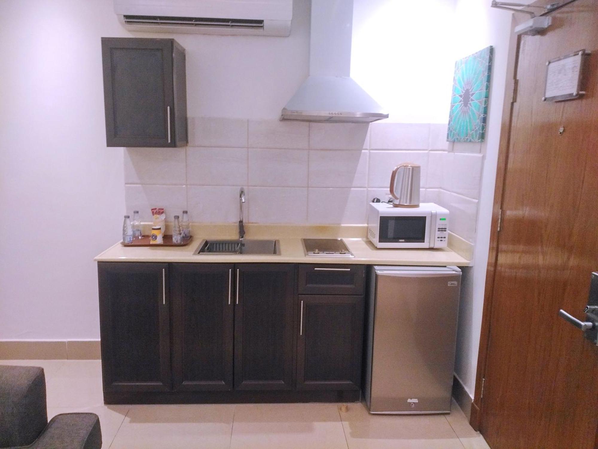 Sendan Residence Dammam Esterno foto